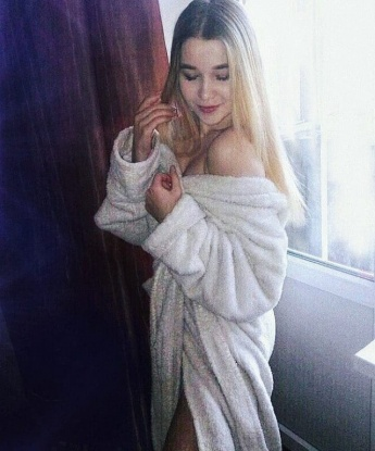 Яна